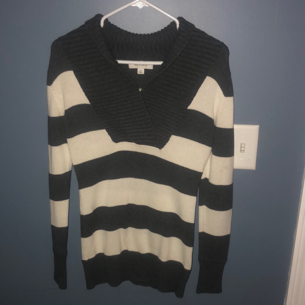 Grey and white sweater